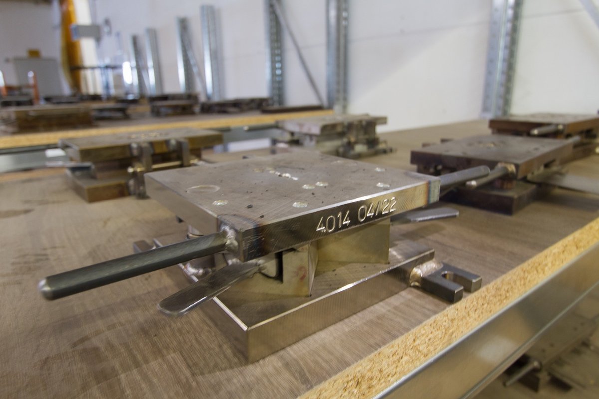 Eck- Vulkanisationswerkzeug