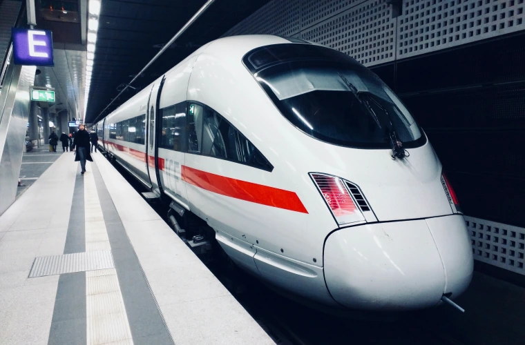 GEVU Anwendungsbereich Schienenfahrzeugindustrie