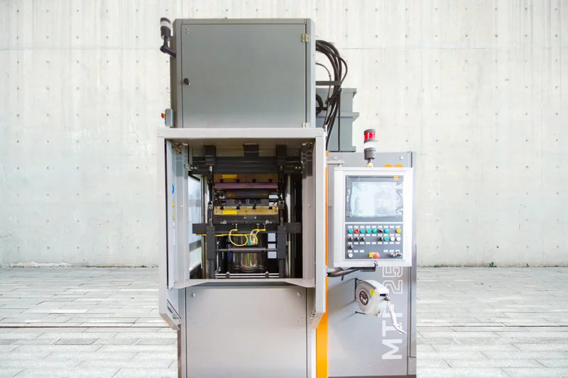 Maplan MTF 250e – Maschine zur Gummiformteilfertigung
